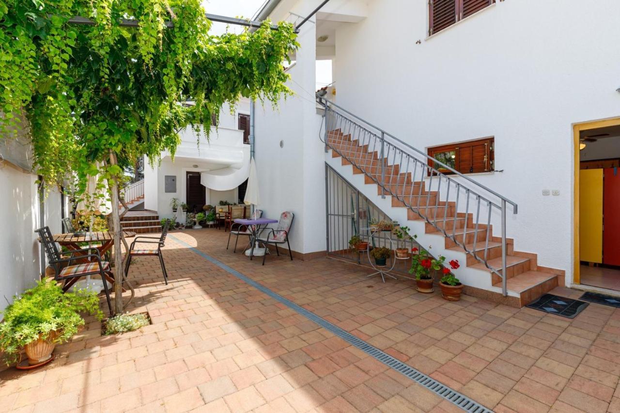 Apartments Pernar Poreč Exterior foto
